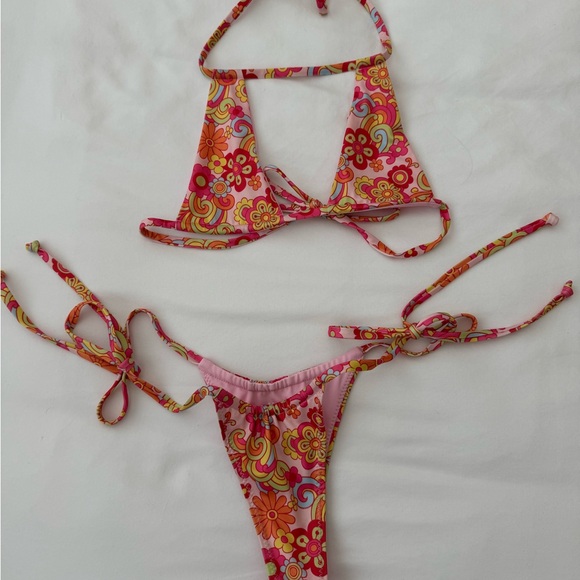 High tide swim suit - Picture 1 of 5